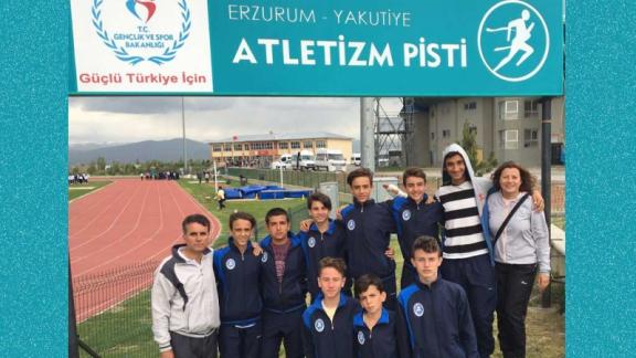 Biga Ortaokulu Atletizm Takımı Türkiye Yedincisi Oldu