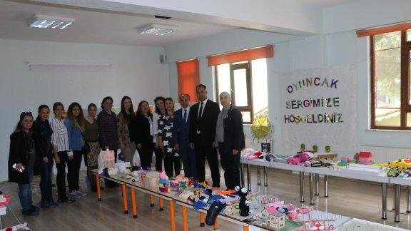 İlçe Milli Eğitim Müdürümüz Erkan BİLEN Dr Leman Başarı Anaokulunun Oyuncak Sergisi Açılışını Yaptı