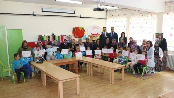 Kocagür İlkokulu Anneler Sınıfa Girerse Projesi Belge Töreni Yapıldı