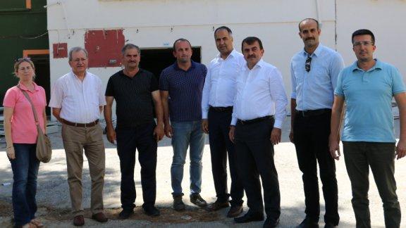 İl Milli Eğitim Müdürü Osman Özkan ve İlçe Milli Eğitim Müdürü Erkan Bilen okullarda incelemelerde bulundular.