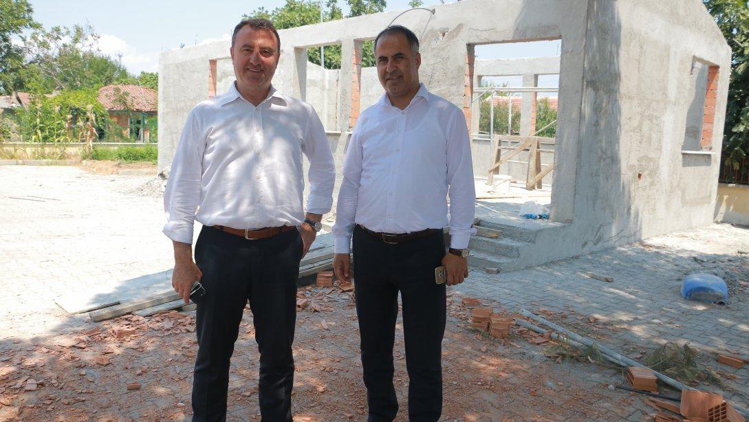 İlçe Milli Eğitim Müdürümüz Erkan Bilen ve Gümüşçay Belediye Başkanı Adnan Pastırmacı Gümüşçay Atatürk  İlk/Ortaokulunu ziyaret ettiler.