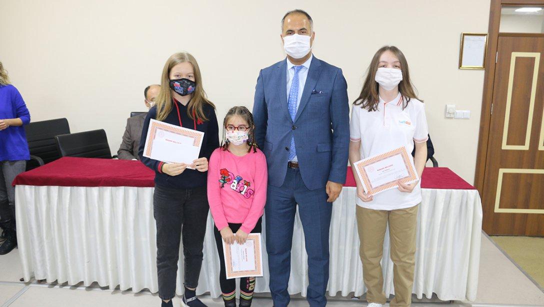 Sosyal Mesafeye Uyum ve Maske Kullanımı Konulu Slogan Yarışması ödülleri verildi