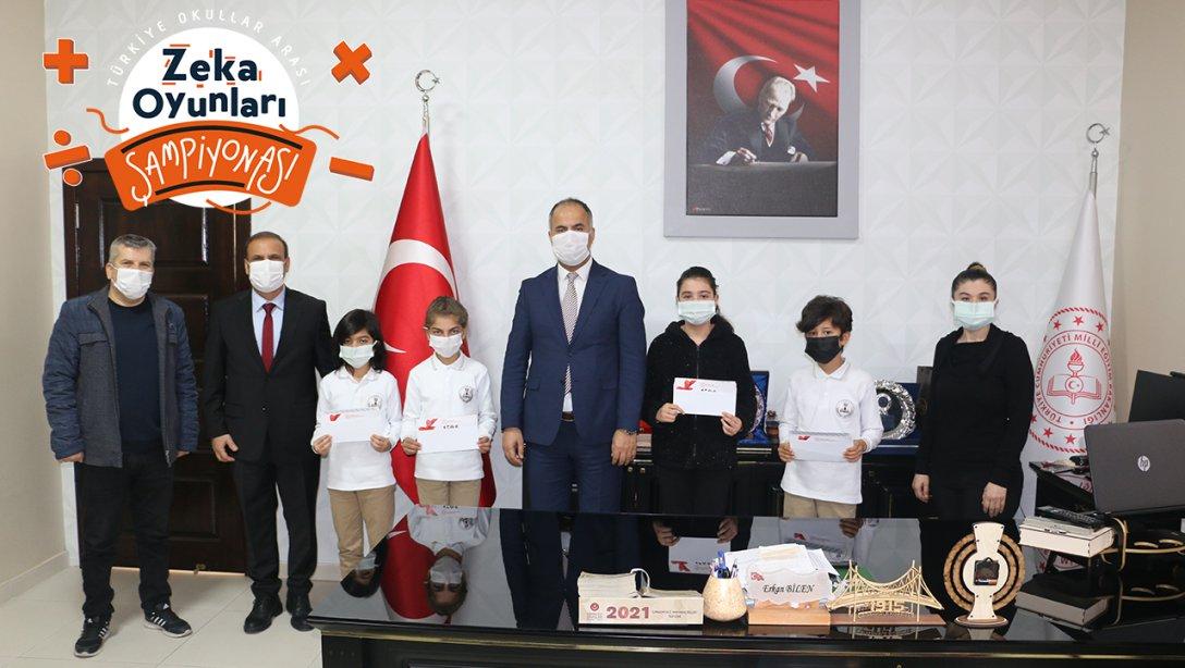 Türkiye Okullar Arası Zekâ Oyunları Şampiyonasında Biga'yı temsil edecekler.