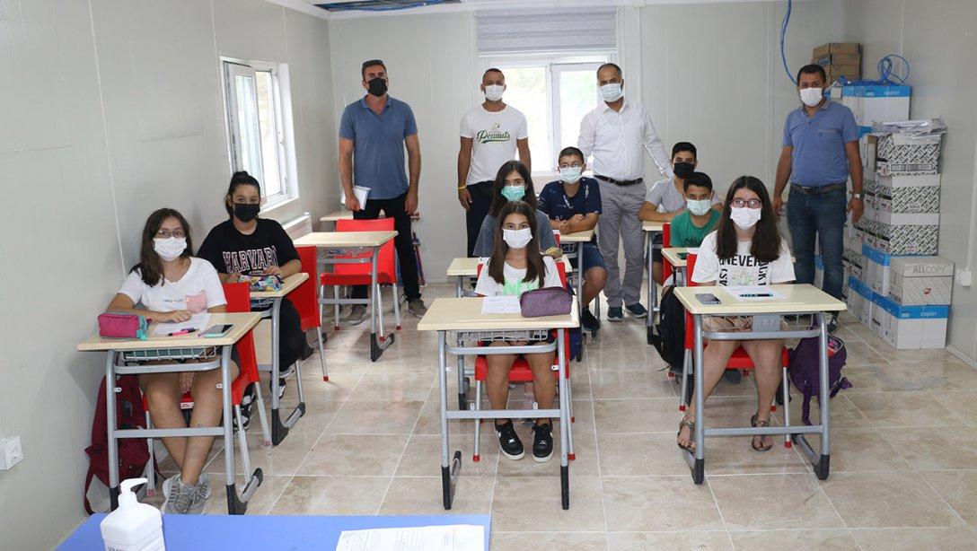 İlçe Milli Eğitim Müdürümüz Erkan Bilen Karabiga'da okul ziyaretlerine devam ediyor