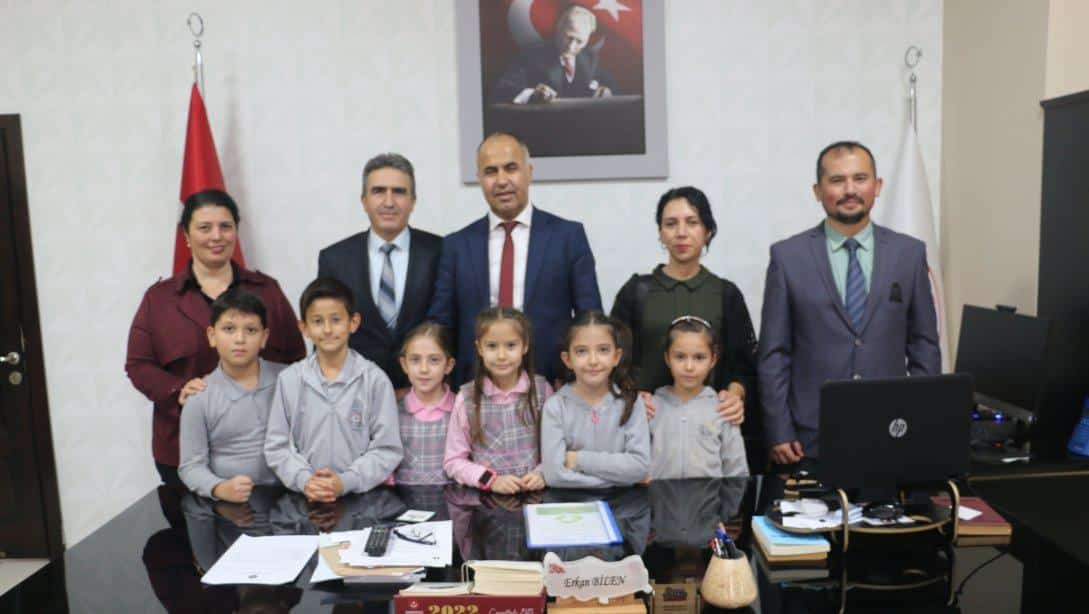 Eko Okul Programı uygulayan Toki Hasan Tahsin Günay İlkokulundan Milli Eğitim Müdürümüz Erkan Bilen'e ziyaret