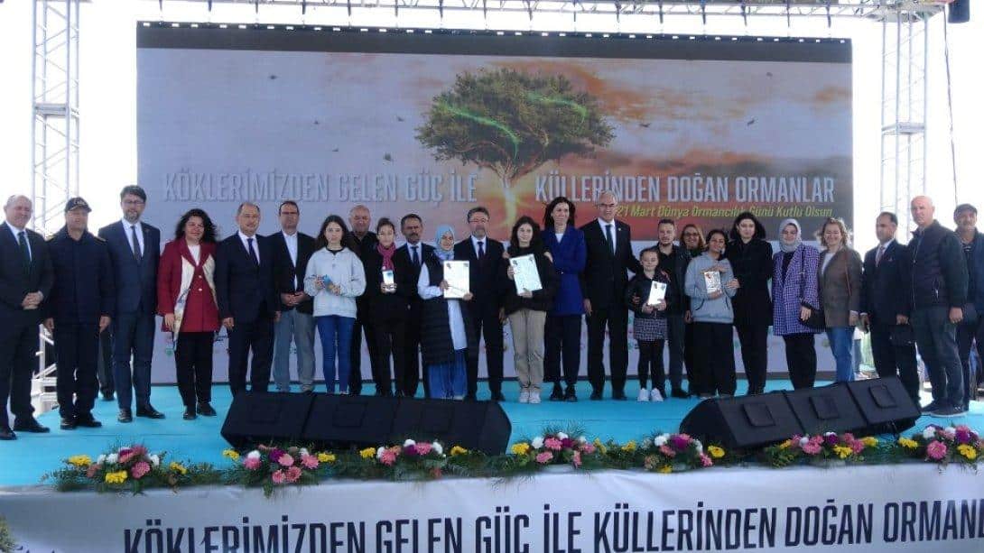 21 Mart Dünya Ormancılık Günü ve Orman Haftası Şiir ve Resim Yarışmalarında öğrencilerimiz il birinciliği ve il ikinciliği ödülünü aldılar