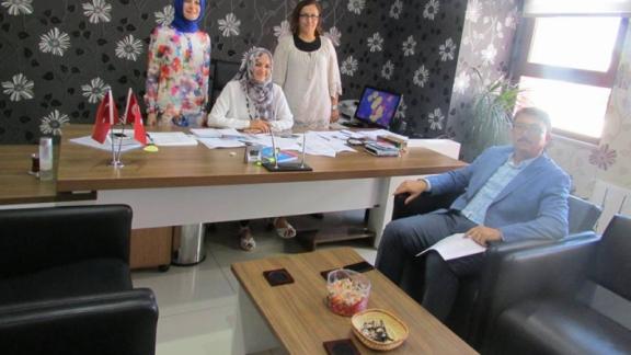 İlçe Milli Eğitim Müdürü Erdal ASLAN Şehit İbrahim Ateş Kız İmam Hatip Lisesini ziyaret etti.