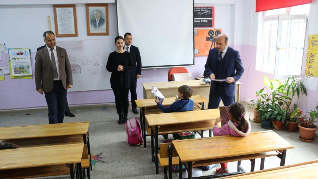Kaymakam Mustafa CAN ve İlçe Milli Eğitim Müdürü Erkan BİLEN´den Okul Ziyaretleri