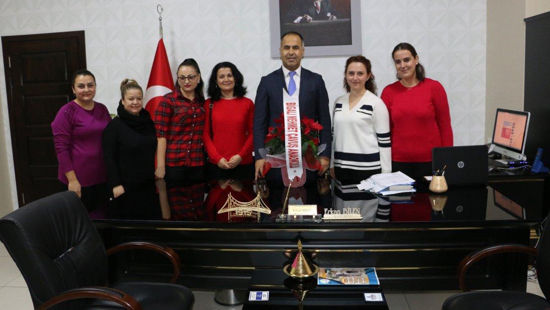Biga´lı Mehmet Çavuş Anaokulu Okul Aile Birliği Yönetimi İlçe Milli Eğitim Müdürü Erkan BİLENi makamında ziyaret etti.