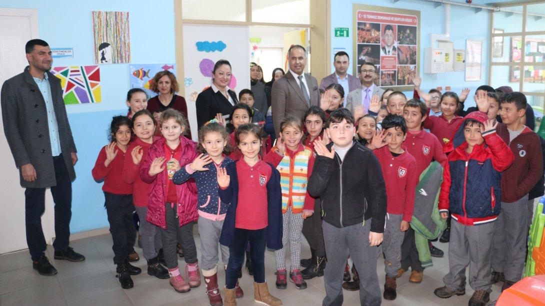 İlçe Milli Eğitim Müdürü Erkan BİLEN Kemer İÇDAŞ İlkokulu Ziyaret Etti 