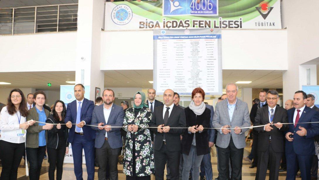 Biga İçdaş Fen Lisesinin Tübitak 4006 Bilim Fuarı Açıldı