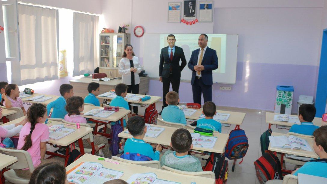 İlçe Milli Eğitim Müdürümüz Erkan BİLEN Tevfik Emin Başarır İlkokulunu ziyaret ederek öğrenci, öğretmen ve okul yöneticileriyle bir araya geldi. 