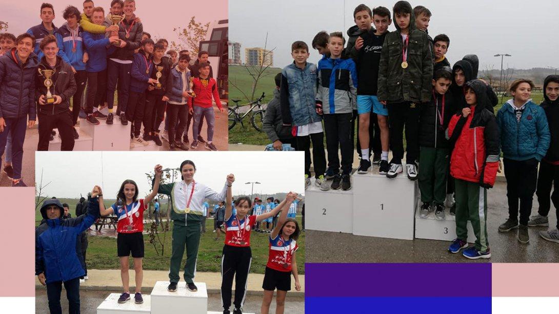 Hamdibey Mesleki ve Teknik Anadolu Lisesi Genç Erkek,  Biga İmam Hatip Ortaokulu Yıldız Erkek ve Hamdibey Ortaokulu Yıldız Kız Kros Takımları İl Şampiyonu Oldu
