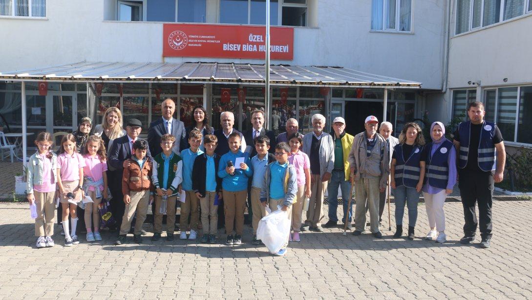 Tevfik Emin Başarır İlkokulu Öğrencilerinden Huzurevi Ziyareti